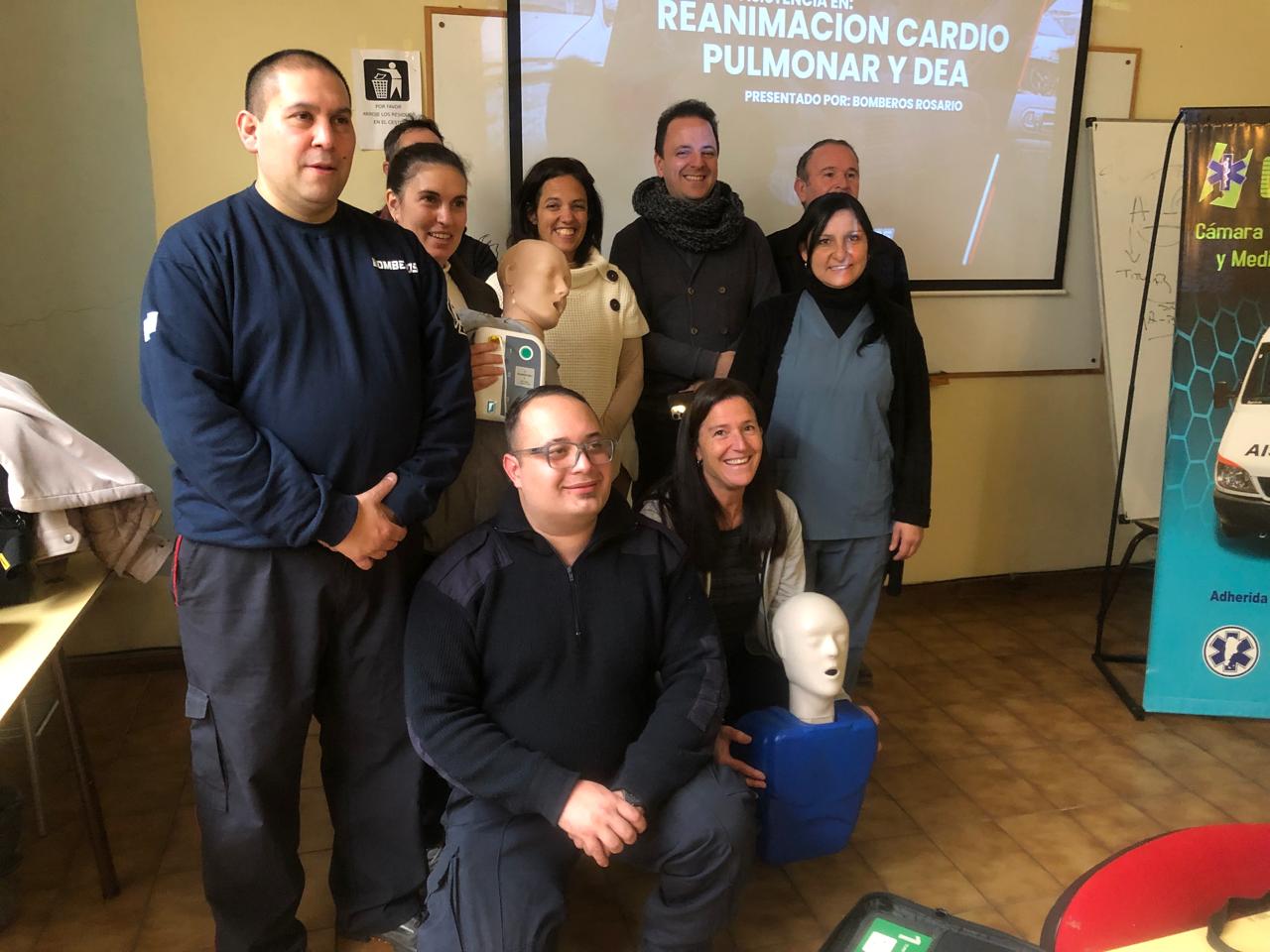 Curso de RCP en la Asociación Empresaria de Rosario.